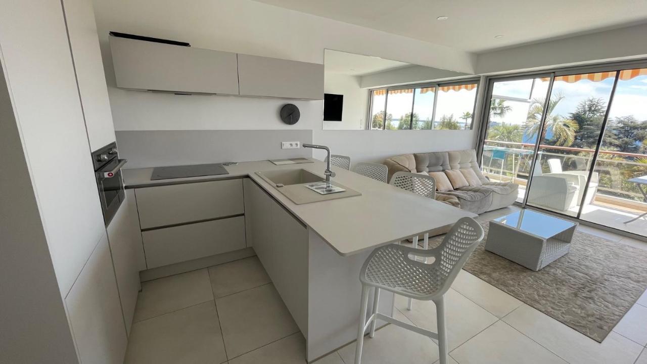 Appartement 2 Chambres Vue Mer Panoramique, Proche Croisette Cannes Vallauris Esterno foto