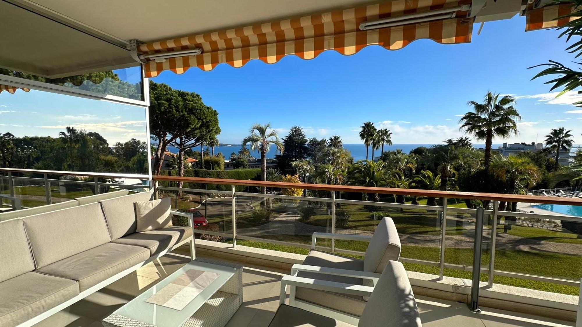 Appartement 2 Chambres Vue Mer Panoramique, Proche Croisette Cannes Vallauris Esterno foto