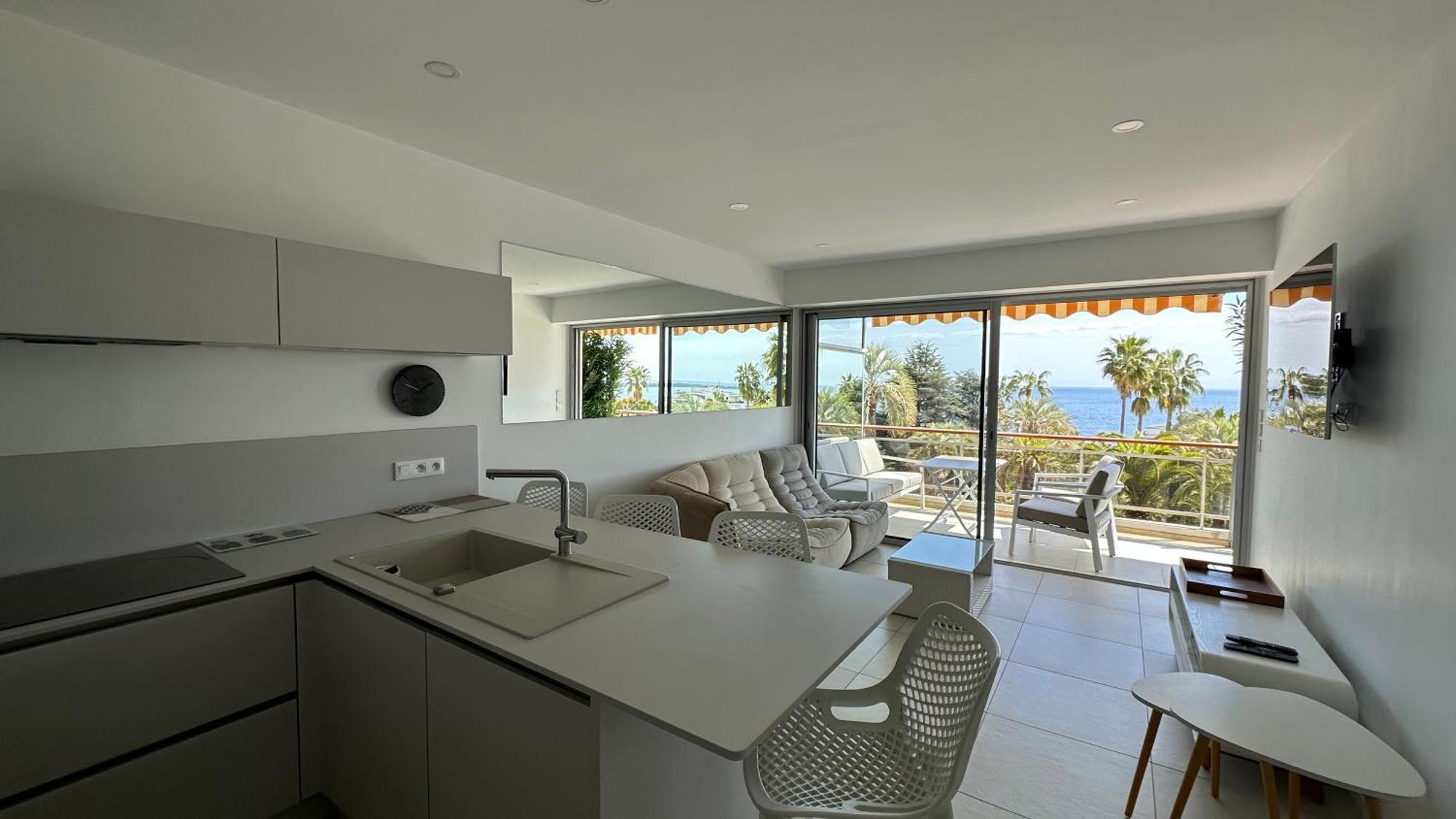 Appartement 2 Chambres Vue Mer Panoramique, Proche Croisette Cannes Vallauris Esterno foto