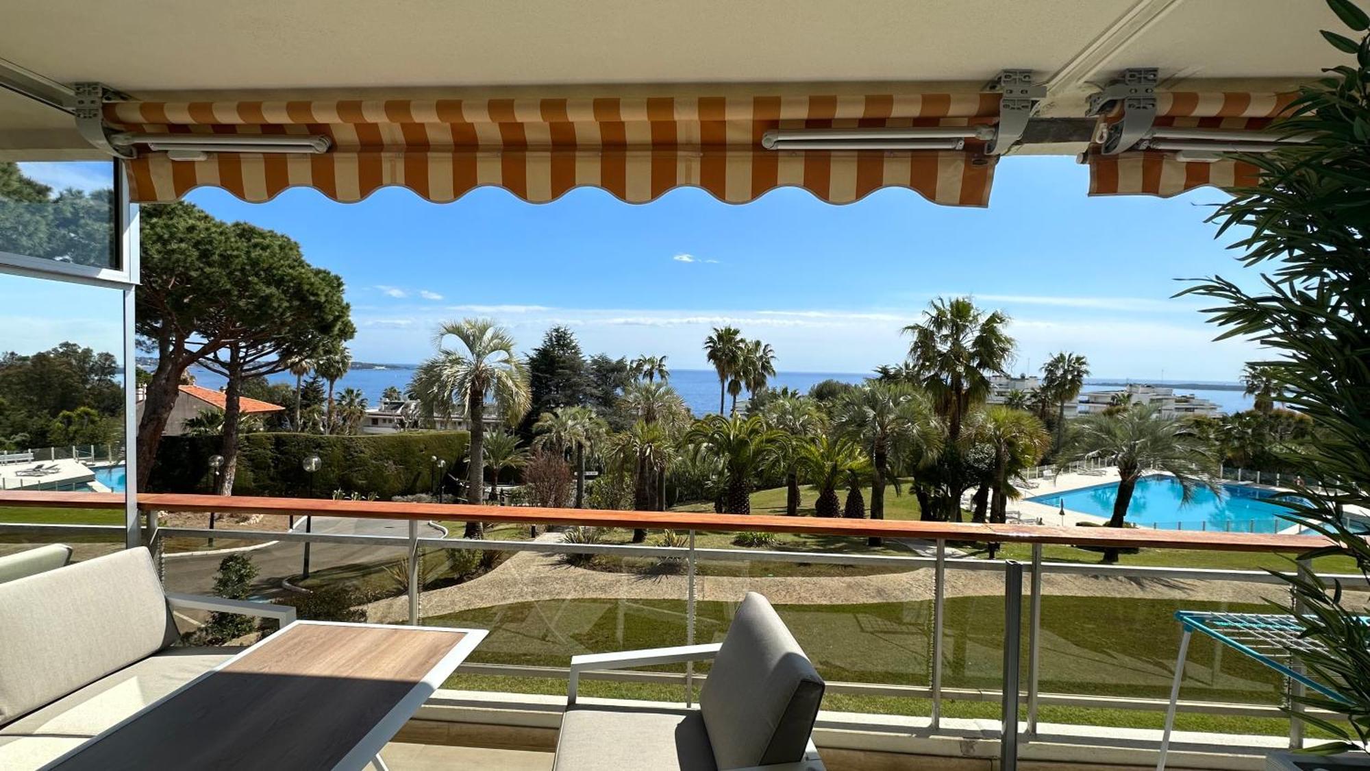 Appartement 2 Chambres Vue Mer Panoramique, Proche Croisette Cannes Vallauris Esterno foto