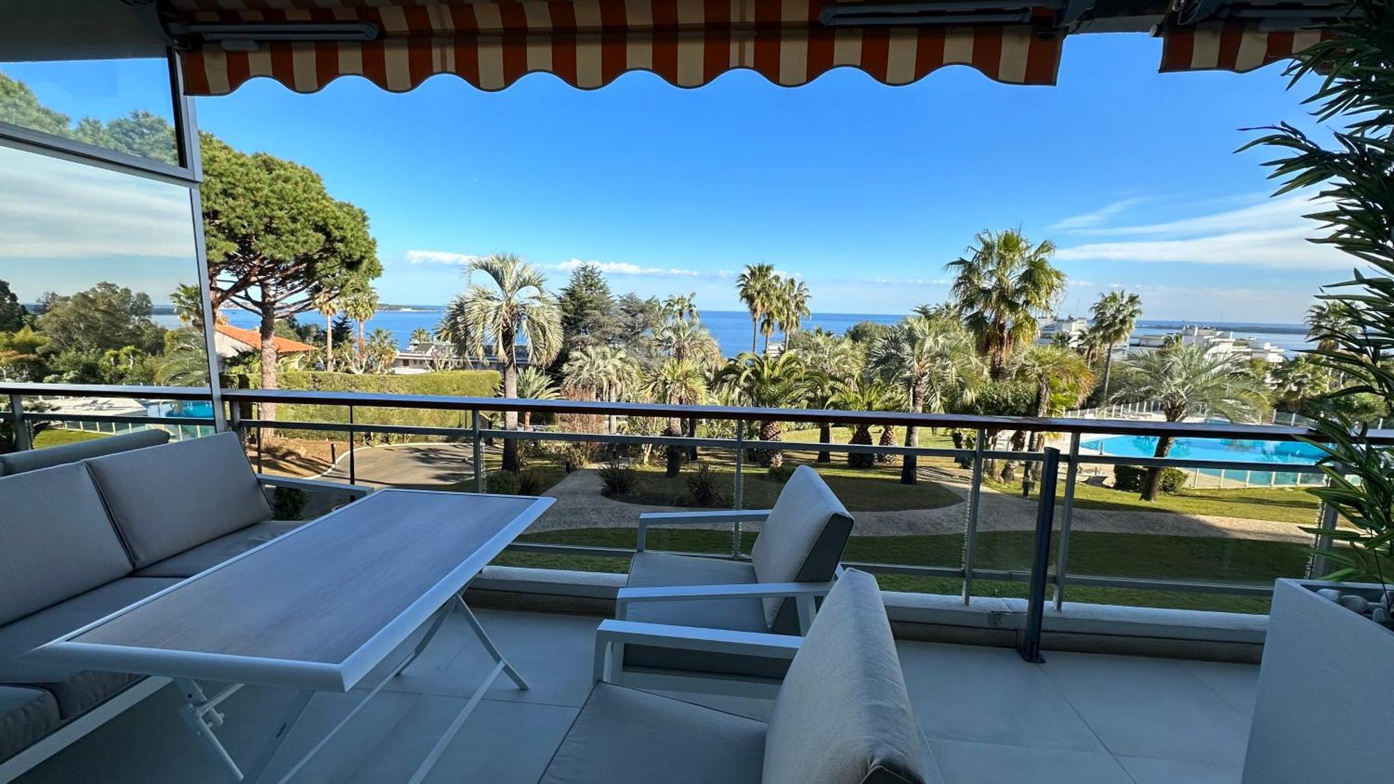 Appartement 2 Chambres Vue Mer Panoramique, Proche Croisette Cannes Vallauris Esterno foto
